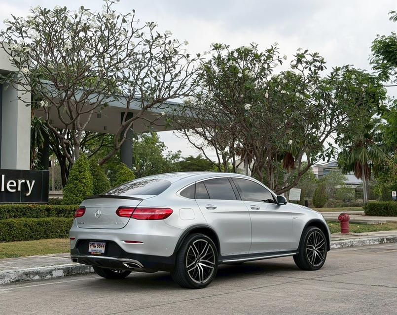 รหัสรถ AP8844 Benz GLC250 AMG Coupe สีเทา ปี 2019 (แต่ง GLC 43) รูปย่อยที่ 3