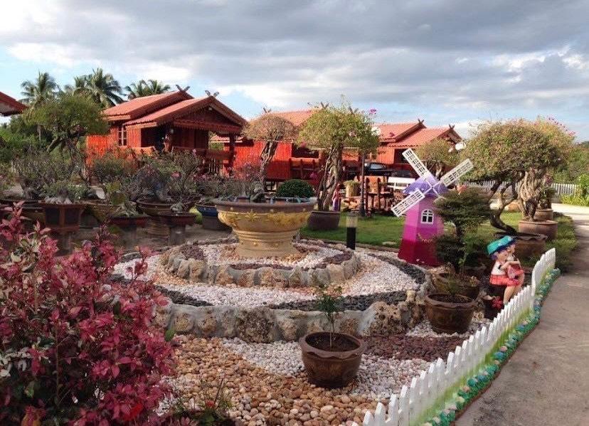 รีสอร์ทเรือนไทยสีคิ้ว 5