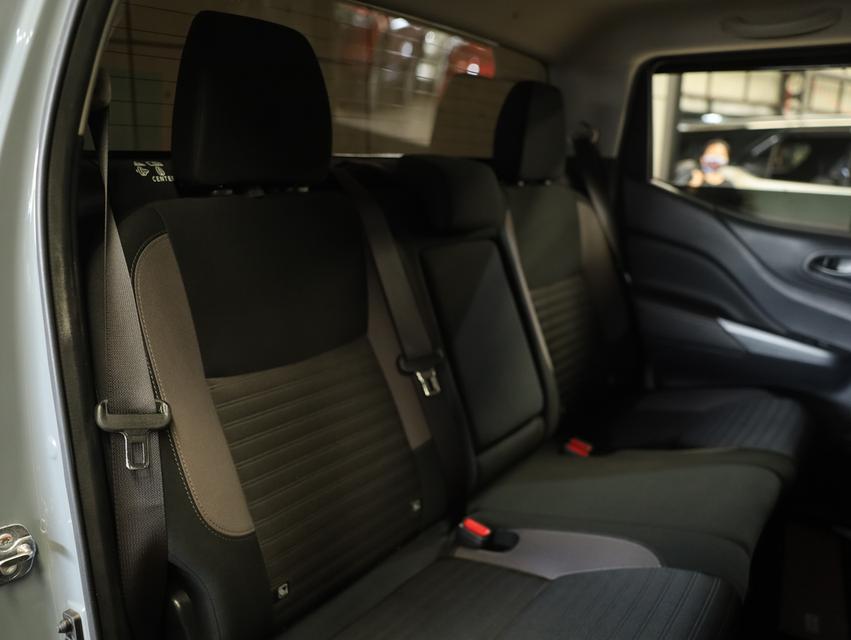 2023 Nissan Navara 2.3 Double Cab Calibre E Black Edition Pickup AT รูปที่ 17