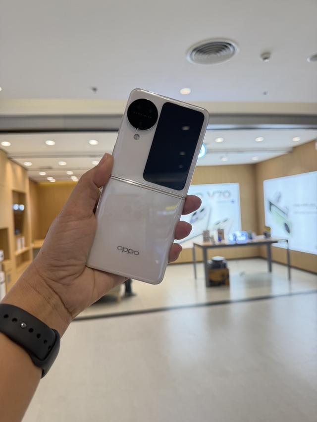 Oppo N3 Flip 256gb สีขาว