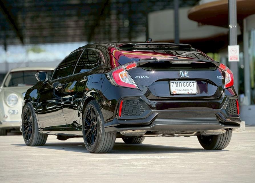 ปี 2017 HONDA CIVIC, FK 1.5 TURBO HATCHBACK รถมือเดียว