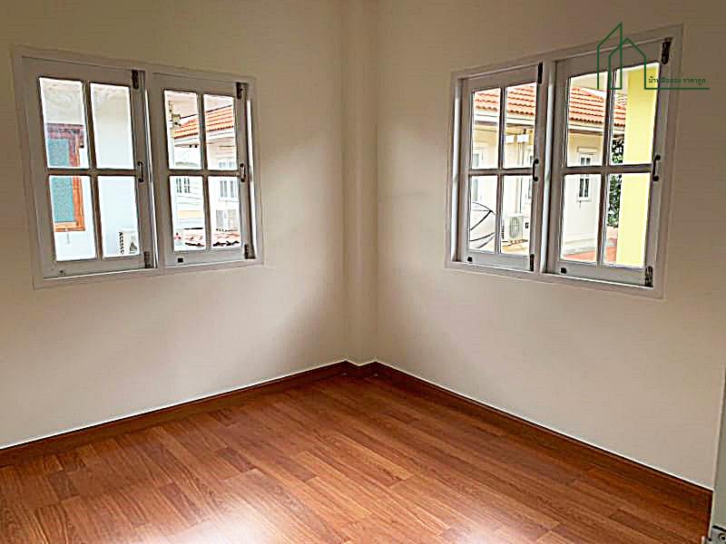 บ้านแฝด 2 ชั้น 37 ตรว. หมู่บ้าน บุรีรมย์ ซาฟารีเวิลด์ ซอยเลียบคลองสอง 23 คลองสามวา  10