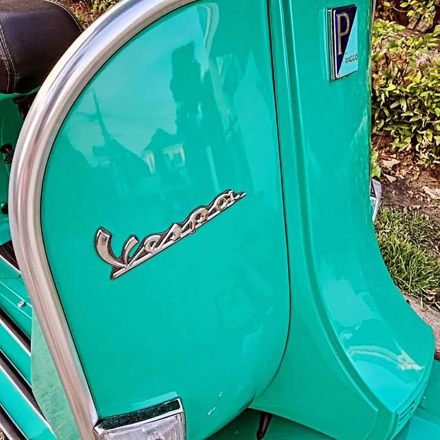 Vespa PX สีเขียว 3