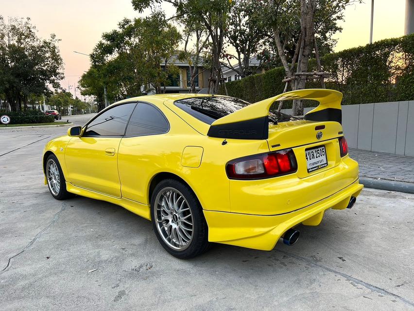รักษาดี Toyota Celica แต่งโฉม GT-FOUR รูปที่ 4