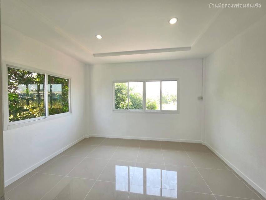 หมู่บ้านรุ่งกิจ 4 ถนนร่มเกล้า 5