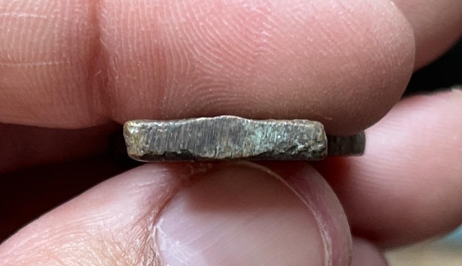 เหรียญคอน้ำเต้าหลวงพ่อน้อย 4