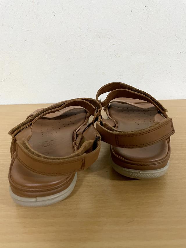 รองเท้า ecco รัดส้นสภาพใหม่มากๆคะ(ไม่แอดไลน์เข้ากลุ่มใดๆทั้งสิ้น!!) 8