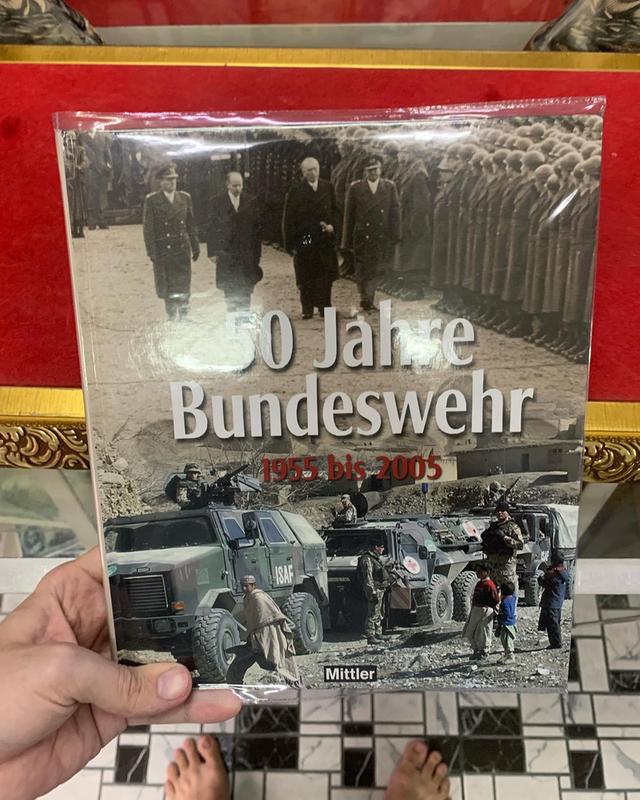 หนังสือต่างประเทศ