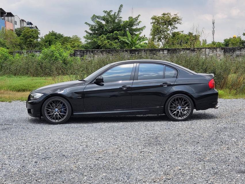 รหัสรถ NC9124 ✳️ 318i (E90) " LCI " V-Shape 2012