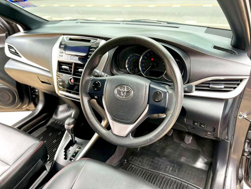 Toyota Yaris 1.2 E AT ปี2019 7