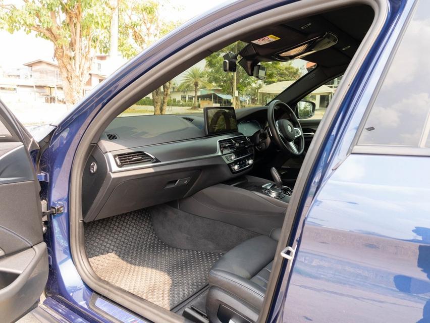 BMW 530e 2.0 M Sport LCI Plug-in Hybrid ปี 2022 เลขไมล์ 13,xxx km.  8