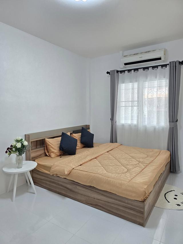 ขายบ้านทาวน์เฮ้าส์ ม.รัตนากร 8 4