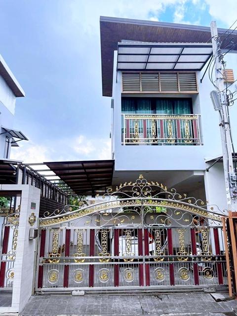 ถ.ชักพระ ใกล้สน.ตลิ่งชัน 500 ม.71ตร.วา. 280 ตร.ม. บ้านเดี่ยว 3ชั้น 4 นอนเลียบทางรถไฟ บรมราชชนี ฉิมพลี 4 น้ำ ตลาดน้ำตลิ่ง 6