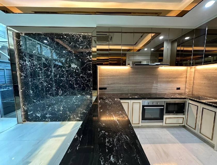 ให้เช่าบ้านเดี่ยว 2 ชั้น หมู่บ้าน เดอะแกรนด์ ปิ่นเกล้า บ้านสวยมาก / หลังใหญ่ 118 ตารางวา / แอร์ 9 เครื่อง 6