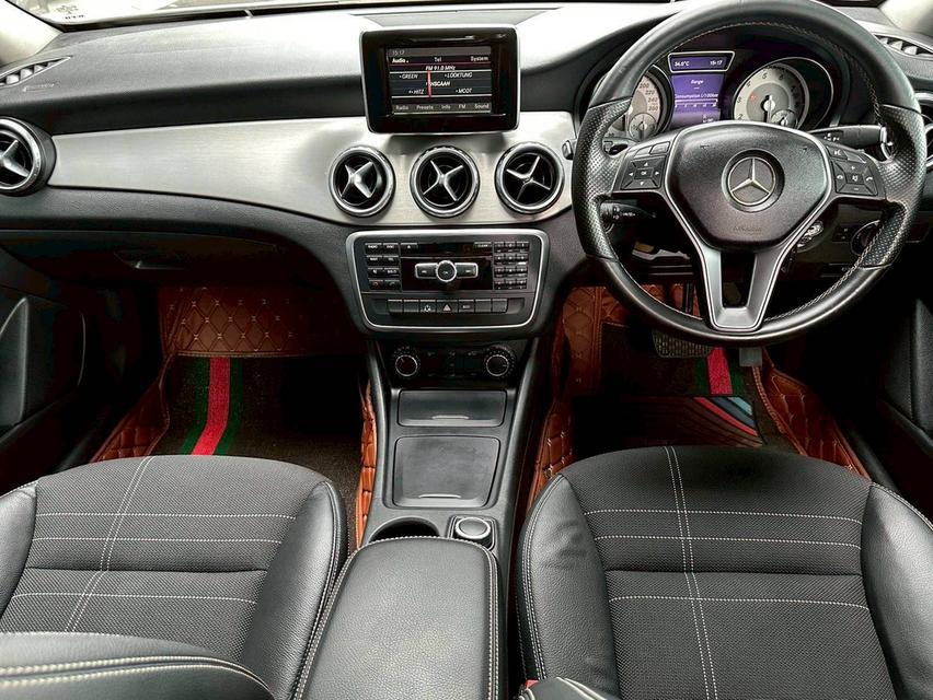 BENZ GLA200 W156 2017 รถหรู ดูแลดีประวัติศูนย์ชัดเจน ราคาถูกสุดในตลาด 8