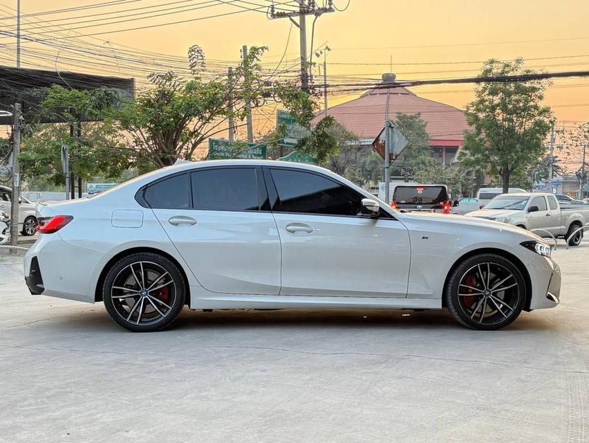 2024 BMW 330e M Sport LCI รถใหม่ไมล์ 6พัน คุ้มไปเกือบล้านบาท 8