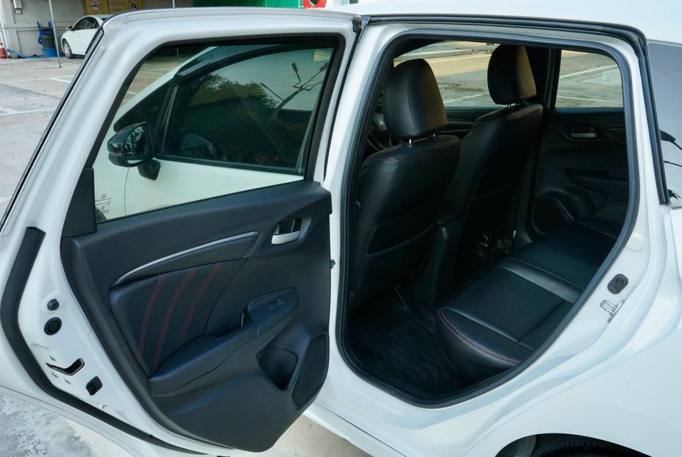 Honda Jazz GK 1.5 RS ปี 2019 รูปที่ 11