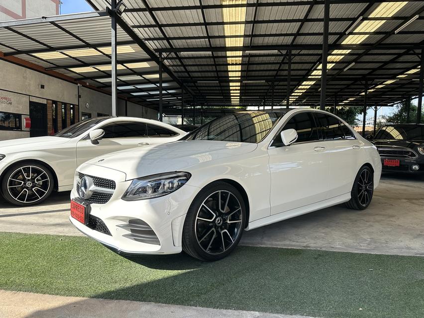 MERCEDES BENZ C220d AMG ปี2019 เครื่องยนต์ดีเซล ไมล์น้อย
