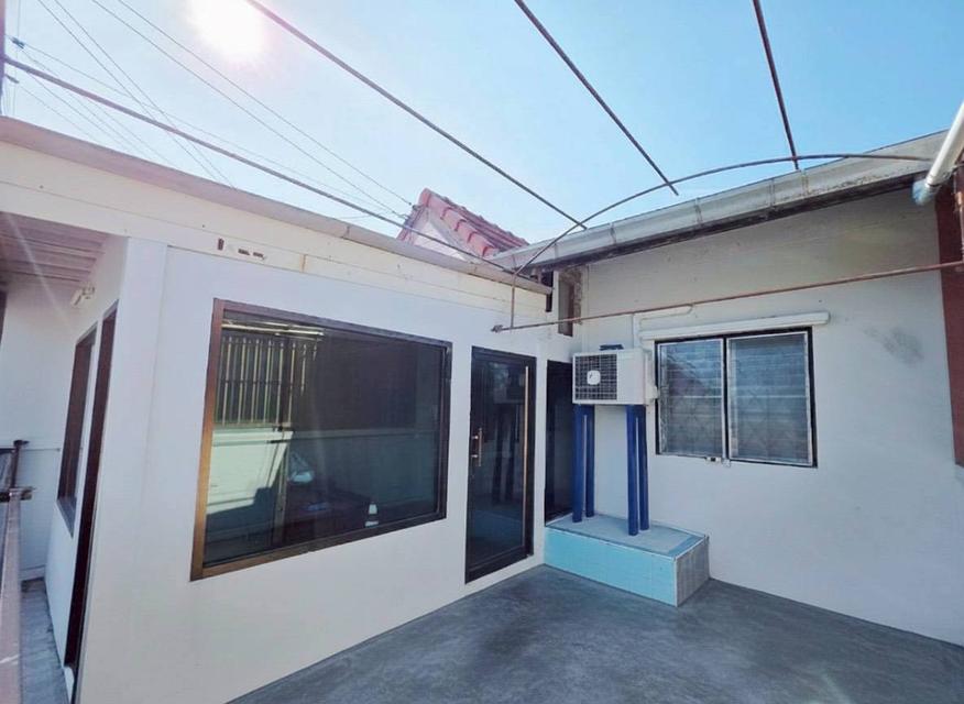 บ้าน ทาวเฮาส์ 27 ตรว. หมู่บ้านมณีรัตน์ 1 1