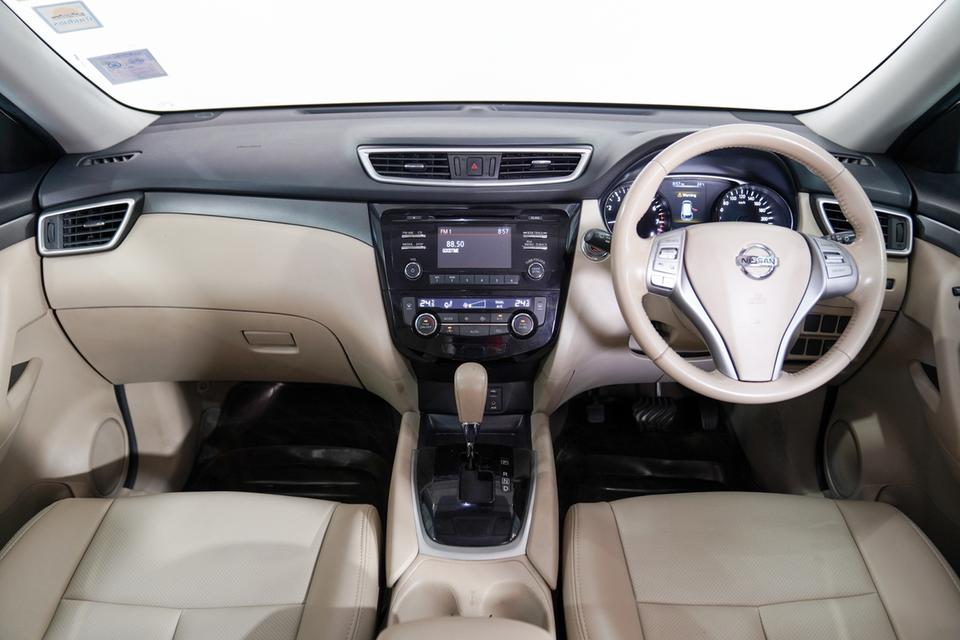 NISSAN XTRAIL 2.0 S AT ปี2015  8