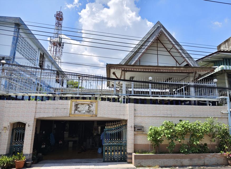 ขายบ้านเดี่ยวมือ2บ้านไม้สักด้านบนด้านล่างเป็นปูน 1