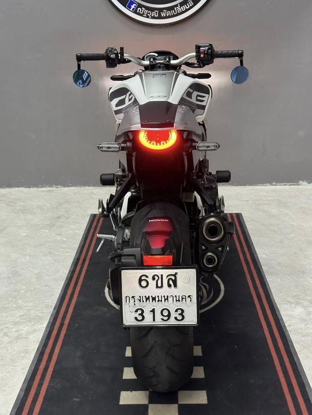 ออกรถ 0 บาท CB1000R แต่งเต็มพร้อมหล่อ  10