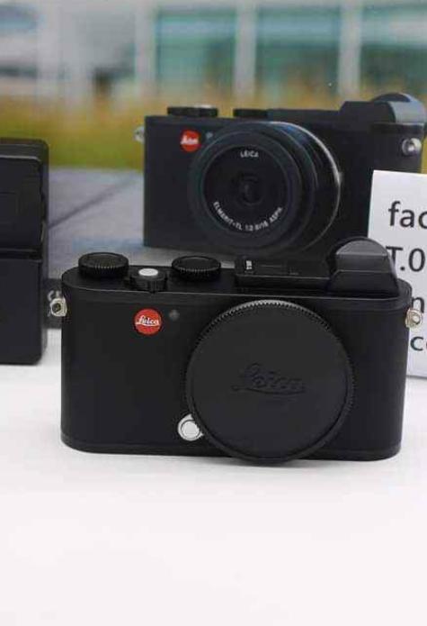 Leica CL Mirrorless Digital Camera  2