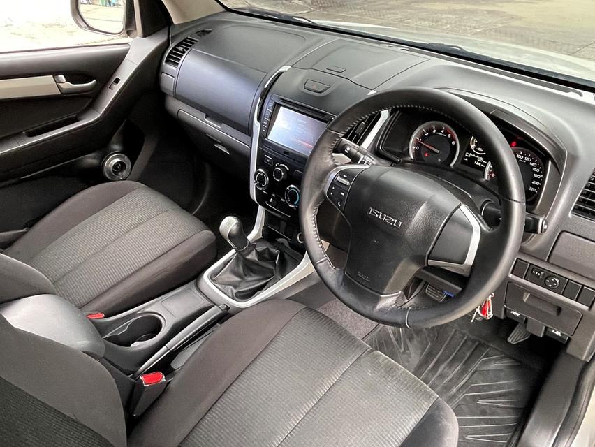 ISUZU D-MAX BLUE POWER SPACECAB HI-LANDER 1.9 DDI Z DVD (MNC) ปี 2017 เกียร์MT 6 Speed สภาพนางฟ้า รูปที่ 9