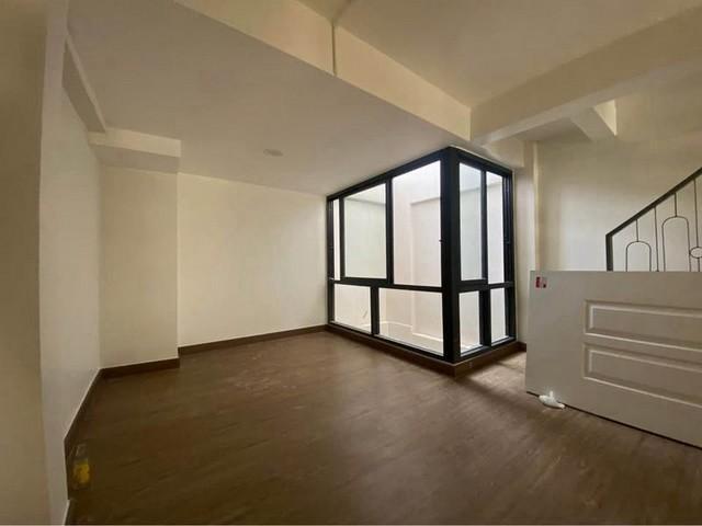 PB5938ขายตึกแถว 4.5 ชั้น ซอยประชาสงเคราะห์33 ใกล้ Central พระราม 9 3