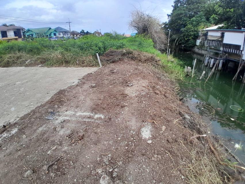 ที่ดินเปล่าถมแล้ว มบ.เมืองเอก บางปู 3