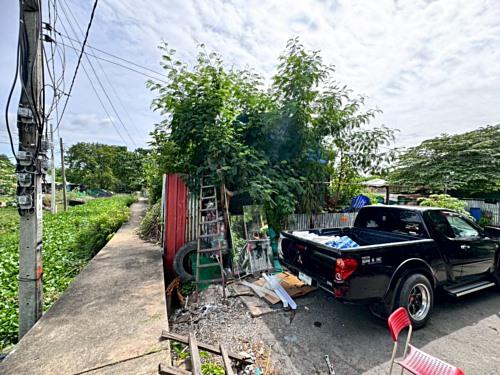ขายที่ดินจัดสรรค์ 6 แปลง ซอยกรุงเทพกรีฑา ติดคลองลำลาง แปลงมุม (N.749) 16