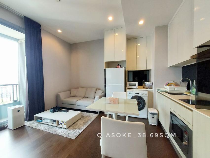 ขาย คอนโด Fully-furnished 1 bedroom Q Asoke (คิว อโศก) 38.69 ตรม. very good condition near Asoke Ratchada and MRT Phetch 3
