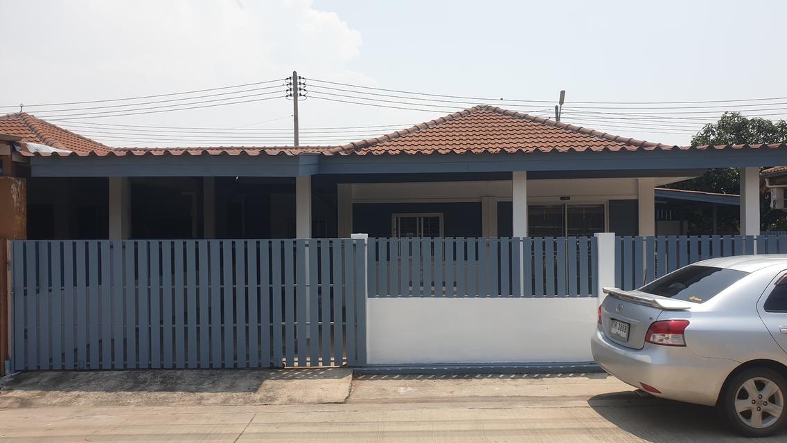 บ้านแฝดเนื้อที่กว้างทำเลดี เดินทางเข้าเมืองสะดวก 2