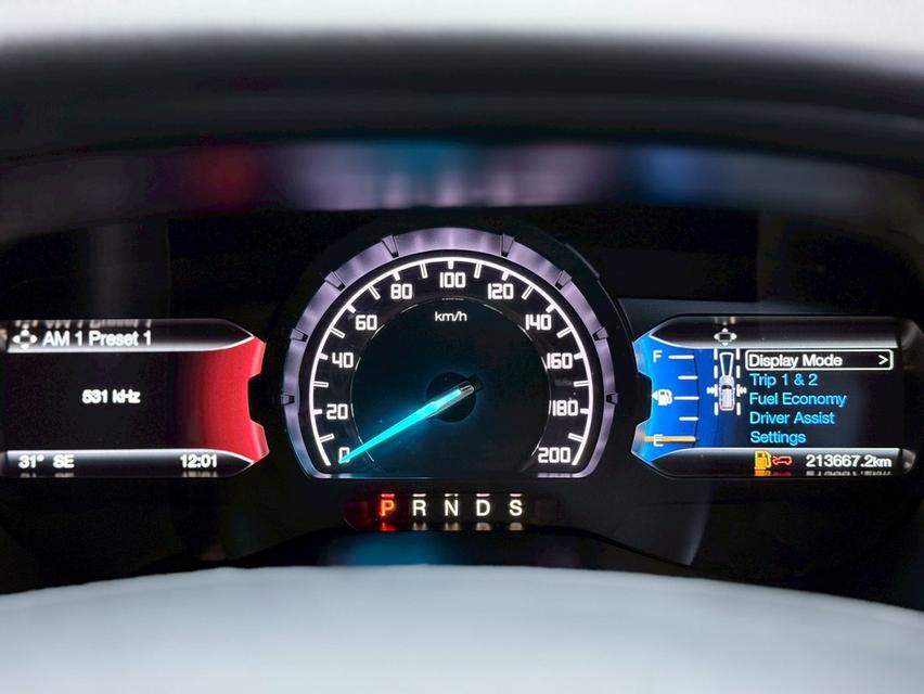 ปี 2017 FORD EVEREST, 2.2 TITANIUM PLUSโฉม ปี15-22 สีเทา เกียร์ออโต้ 6 สปีด เครื่องดีเซล รูปที่ 16