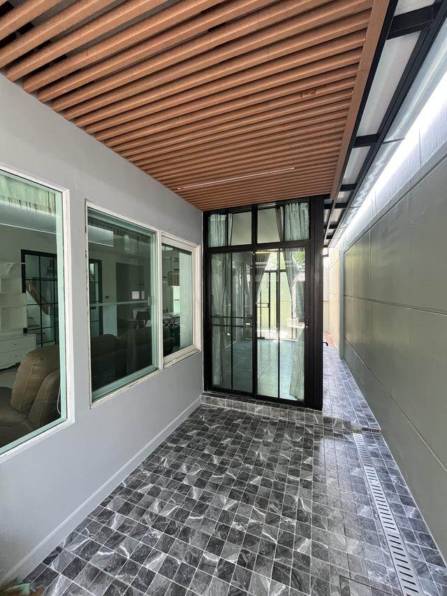 Modern Style Detached house for rent 7