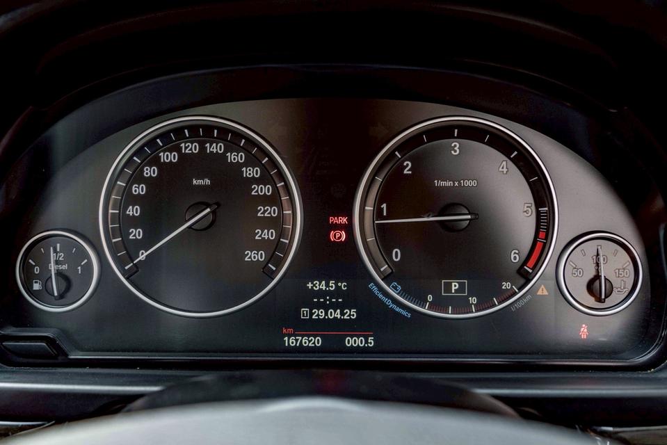 รหัสรถ NP3553 BMW 525d LUXURY LCI 2015 16
