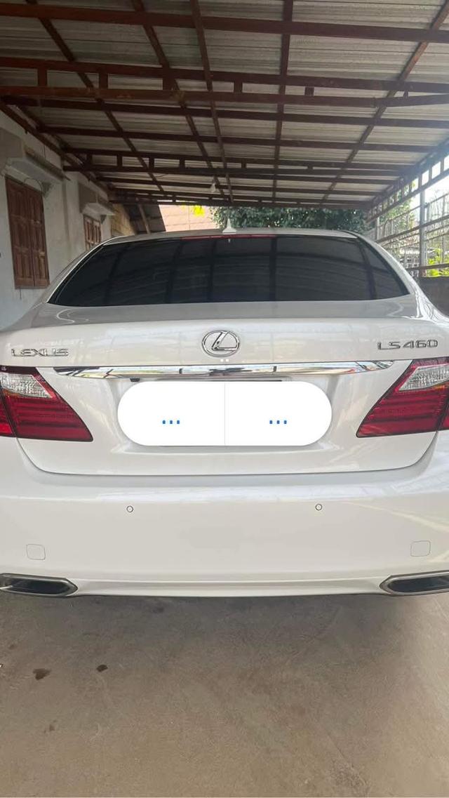 รีบขาย Lexus IS 460 2