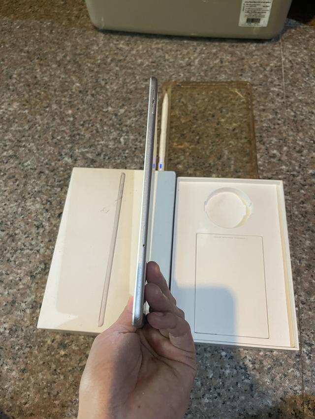 ขายiPadMini5สีหายากSilver64กิ๊กWifi Celluer ใส่ซิมได้แถมปากกาใช้งานดีทุกๆฟังชั่นสูนTrueถูกๆ 6
