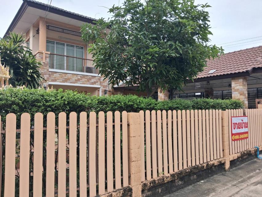 ขายบ้านเดี่ยว2ชั้น หมู่บ้านภัสสร4 ติดถนนรังสิตนครนายก บ้านใหญ่75ตรว. 4ห้องนอน+เพิ่มห้องเอนกประสงค์อีก1 หน้าบ้านหันทางทิศเหนือ เจ้าของขายเอง 1