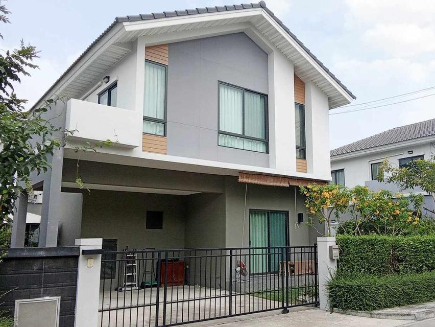 ขายบ้านเดี่ยว เพอร์เฟคพาร์ค สุวรรณภูมิ ร่มเกล้า เฟส 5 อายุบ้าน 2 ปี
