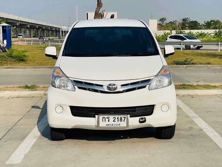 TOYOTA AVANZA 1.5  เกียร์ธรรมดา 2