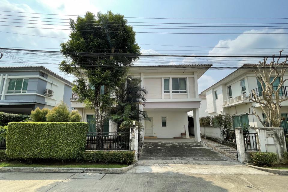 รูป ขาย บ้านเดี่ยว พร้อมเฟอร์นิเจอร์บิ๊วอิน Life Bangkok Boulevard Wongwaen-Onnut 2 185 ตรม. 52.3 ตร.วา ถนนเมน