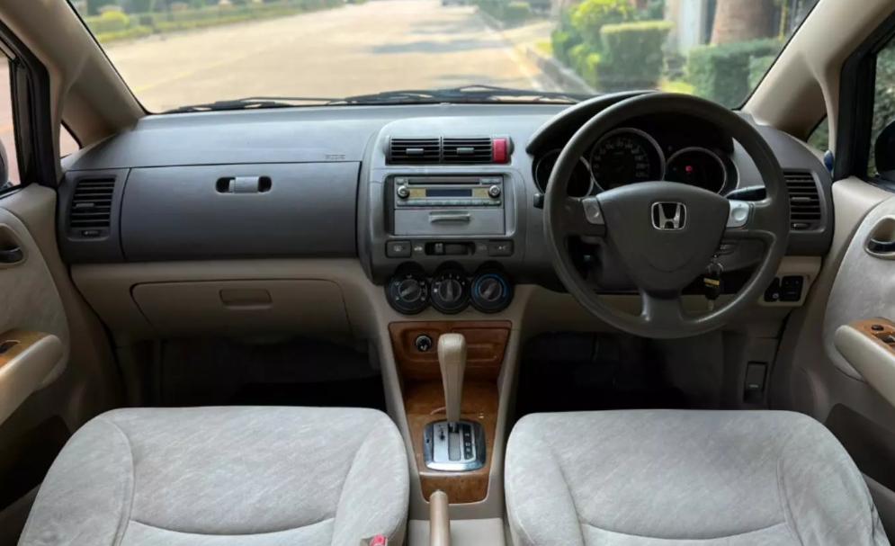 Honda City สภาพดีพร้อมใช้งาน 5