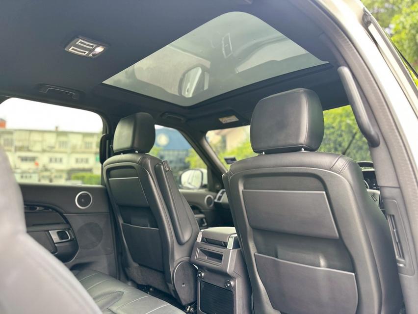 Land rover Discovery 3.0L AWD 14