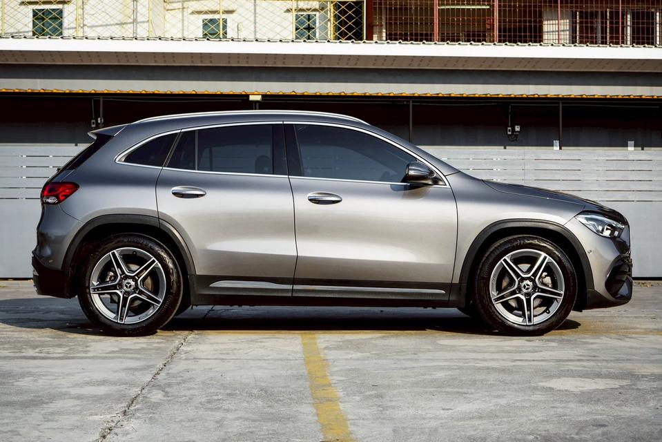 Mercedes-Benz GLA200 1.3 AMG Dynamic W247 AT 2022 รูปที่ 8