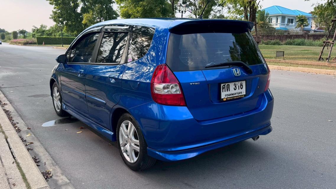 รหัสรถ TPV316 🎊 Honda Jazz 1.5 GD 🎊 2004 รูปย่อยที่ 2