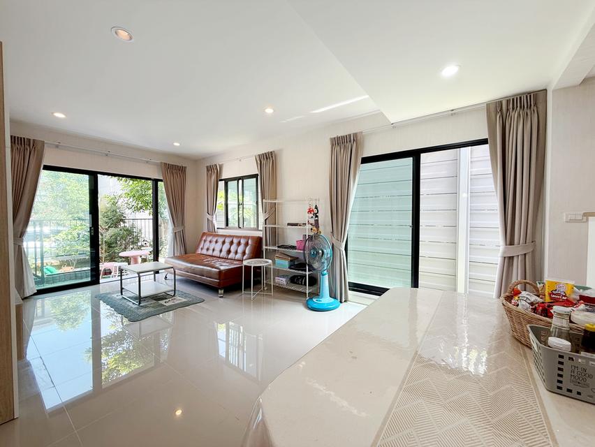 THE PLANT รังสิต-คลอง 2 บ้านแฝด แปลงมุม ฟรีค่าส่วนกลาง 1 ปี ราคาพิเศษ 9