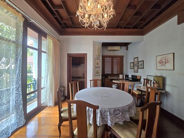 บ้านเดี่ยวไม้สักสูง3ชั้นให้เช่า ทำเลย่านเอกมัย BTSเพียง200เมตร 8