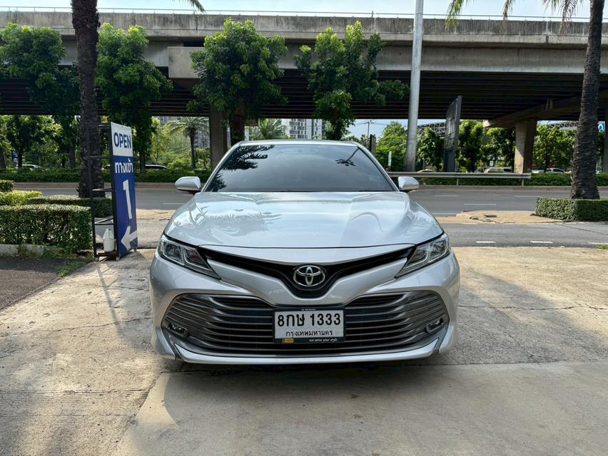 Toyota Camry 2.0G