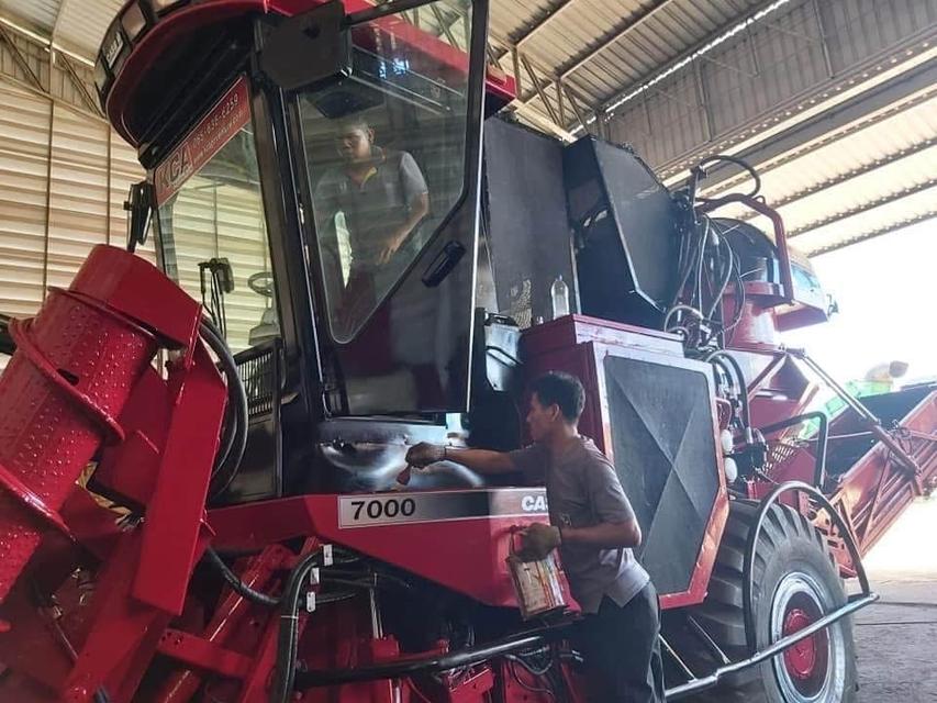 Case IH 7000 รถตัดอ้อยสวยมาก 3